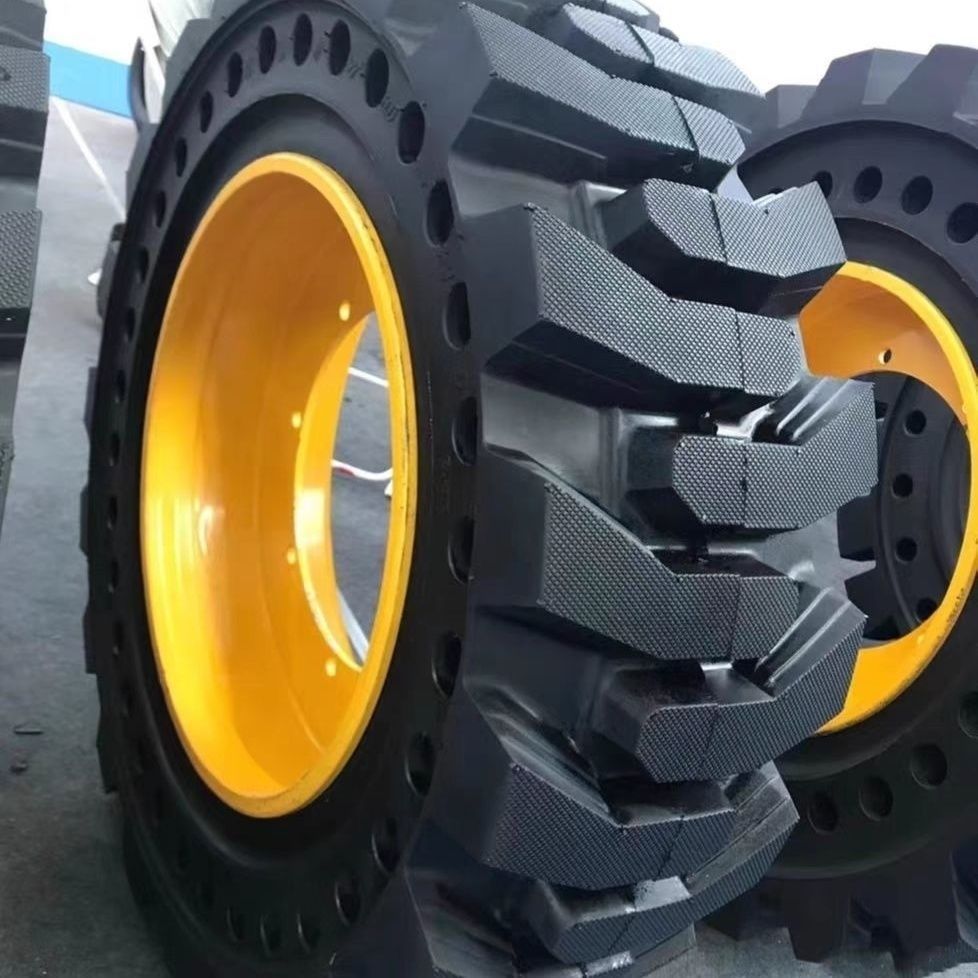 铲车装载机 825 1200  20.5/70-16 16/70-20全实心半实心钢丝轮胎