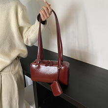 跨境2025韩国同款小方包高级感单肩包腋下包耳机包包女