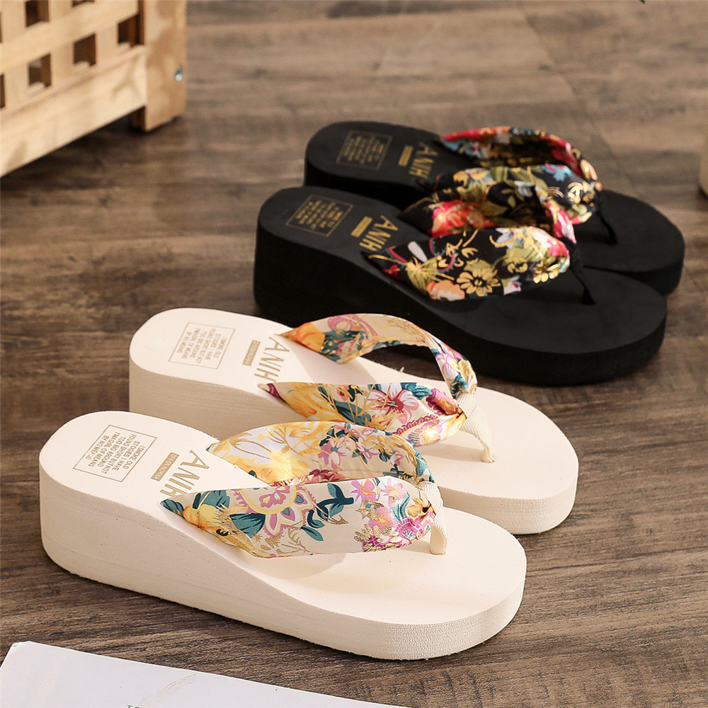 Summer ethnic style flip-flops for women...