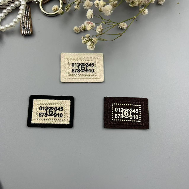 新しいレターパターンコンピュータ刺繍布ステッカーセーター帽子アクセサリーアクセサリー手作り絶妙なテキスタイル装飾卸売|undefined