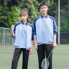 春秋の学生服、中学生・高校生の3点スーツ、カレッジスタイルのスポーツウェア、小学生の半袖クラスのユニフォーム、グループのユニフォーム