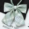 Cedar (bow tie)