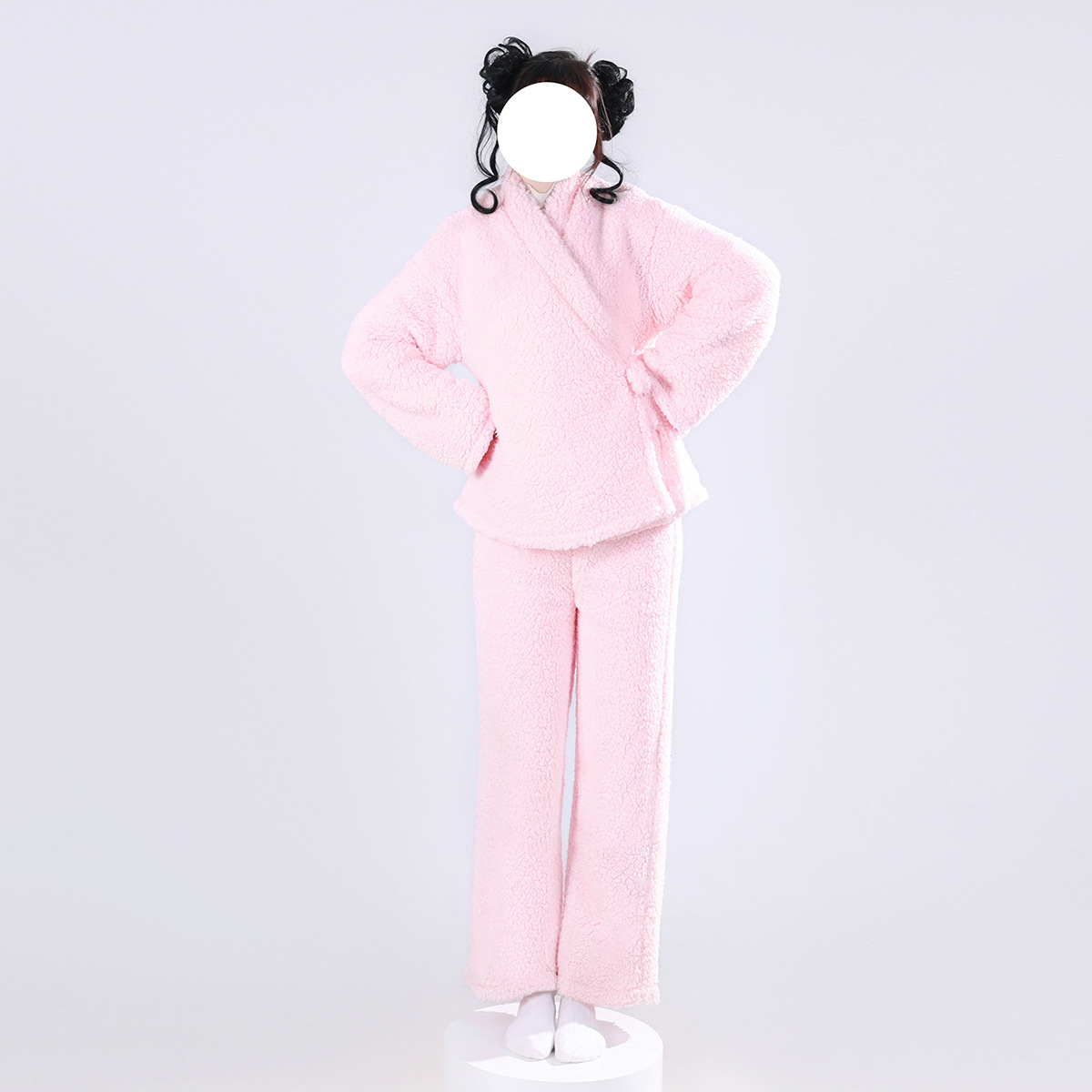 Lenguaje de algodón original pijamas Hanfu trajes de mujer pijamas gruesos y cálidos albornoces de manga larga trajes de servicio a domicilio 9518