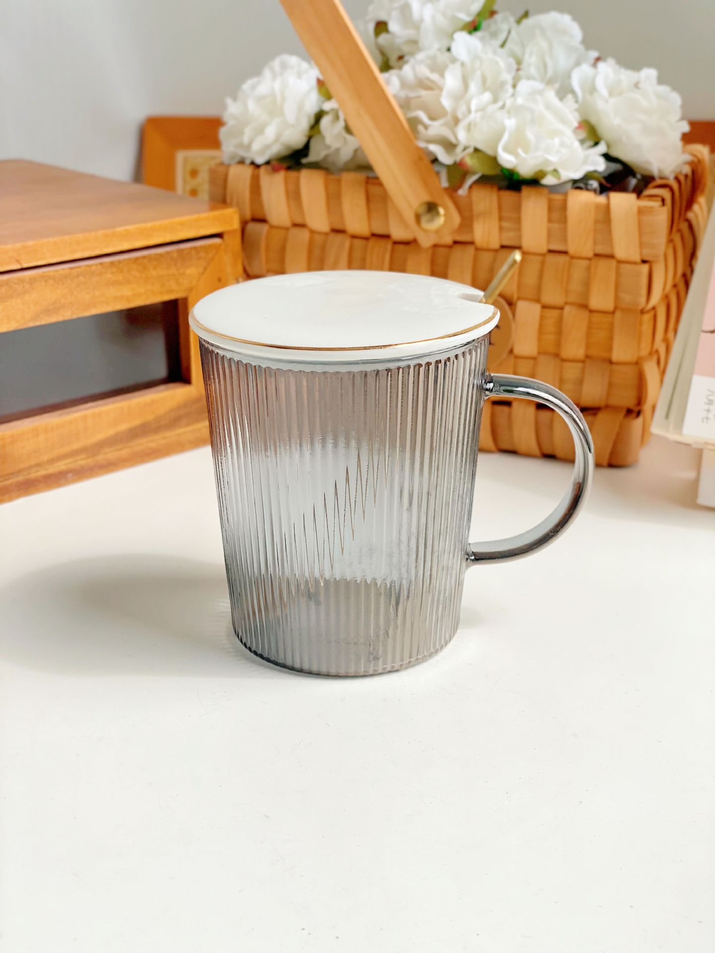 Cada 5 Yuan taza de cerámica taza de liquidación cantidad de stock no es mucho taza de café taza de agua taza de dibujos animados taza de desayuno