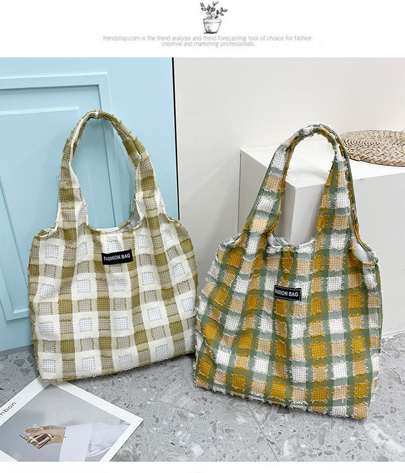 Forest-themed college style artistic girl checkered versatile tote bag, Korean Instagram fresh and cute student class shoulder bag undefined