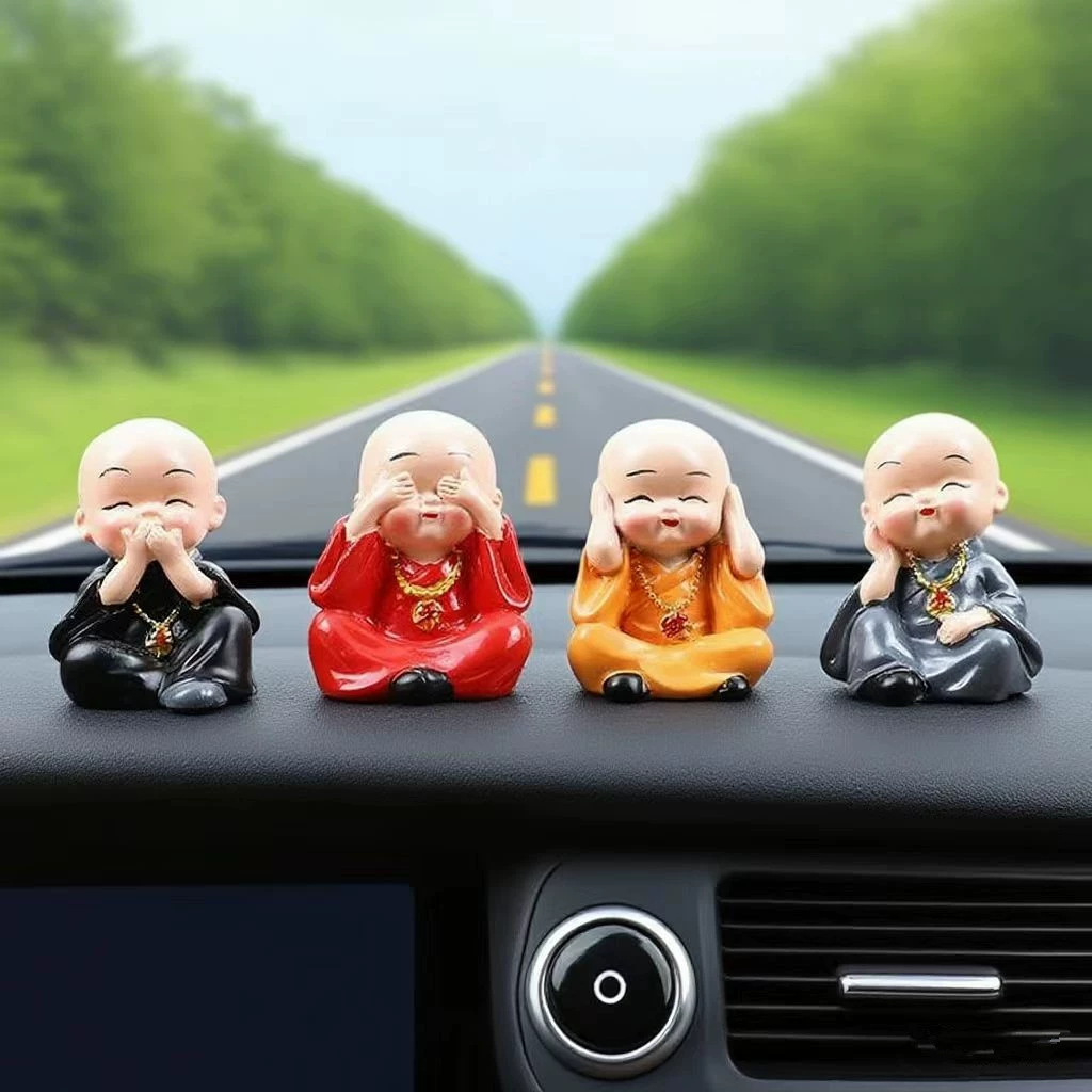 Автомобильные украшения: четыре маленьких монаха, мальчики-шаолиньские кунг-фу, креативные и уникальные украшения из смолы.