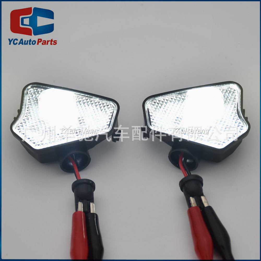 Espejo retrovisor W219 W117 W209 W156 Luz de tierra LED para Mercedes-Benz CLS / CLA / GLK / GLA