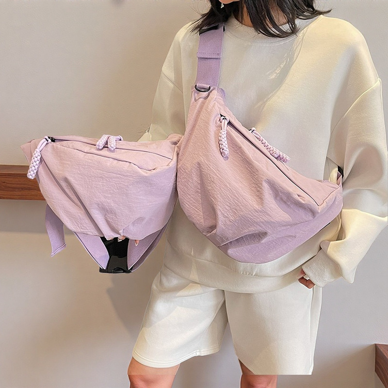 New Crossbody Bag with a High-End Feel, Casual and Fashionable Dumpling Bag for Commuting, Korean Niche Large-Capacity Women's Shoulder Bag