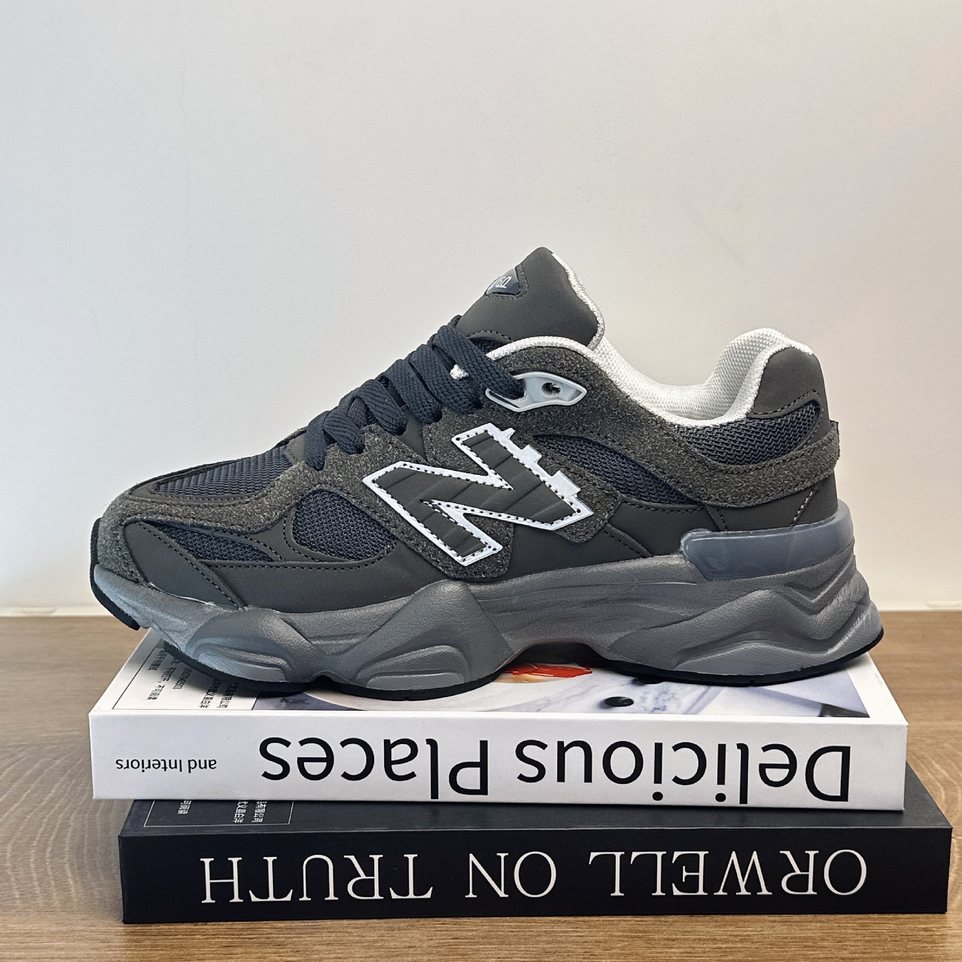 Zapatos de papá de nicho retro estilo de Hong Kong, zapatos deportivos súper calientes y versátiles en forma de N 2023 nuevos zapatos para correr de pareja de primavera y otoño