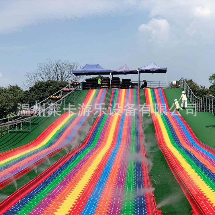 Red famosa tierra seca arco iris corredera fábrica de equipos de juego al aire libre a gran escala expansión colorida instalaciones de patinaje seco arco iris