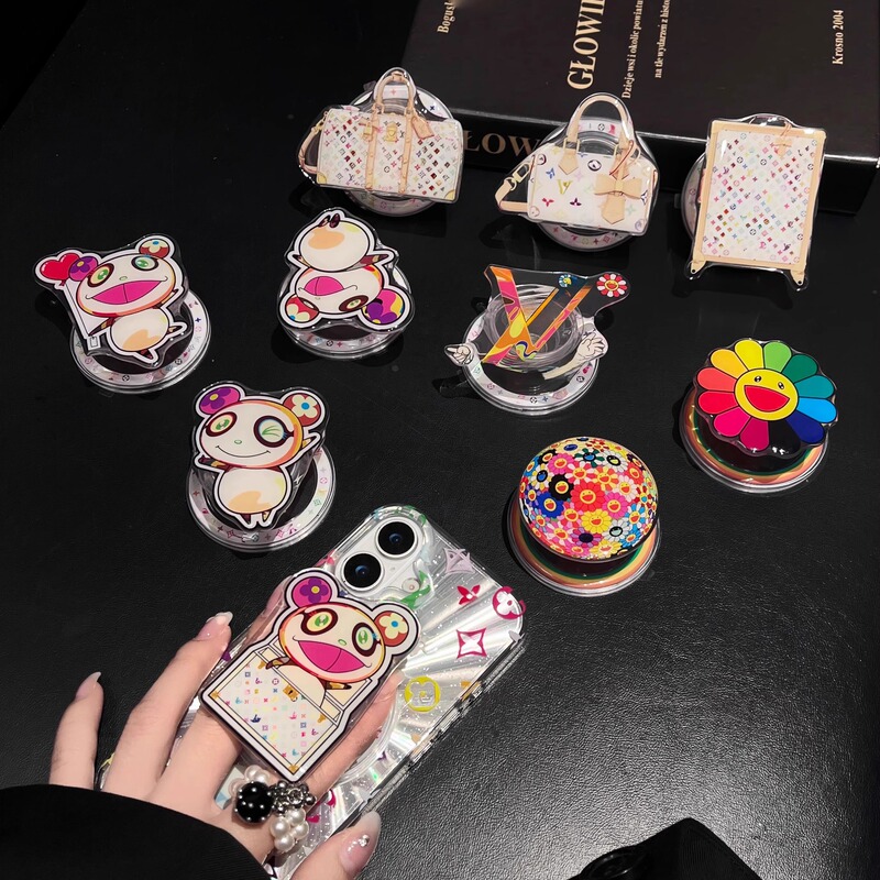 European and American Fashion Brand Xiaowei Magnetic Holder Suitable for Apple and Android Powerful Magnetic Retractable Mobile Phone Holder