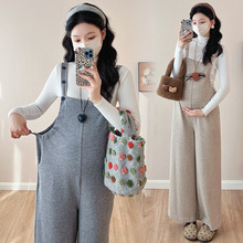 加绒孕妇背带裤2024秋冬新款时尚外穿简约宽松休闲可调节连体裤