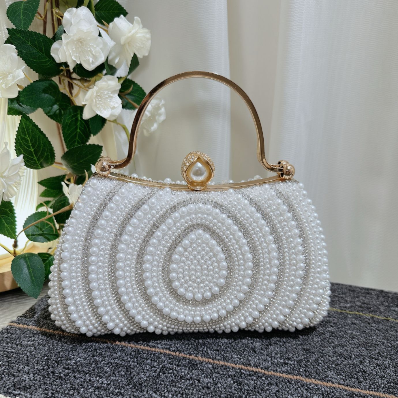 Pochette da donna con perle borsa gioiello per cerimonia e sera_voghion.com