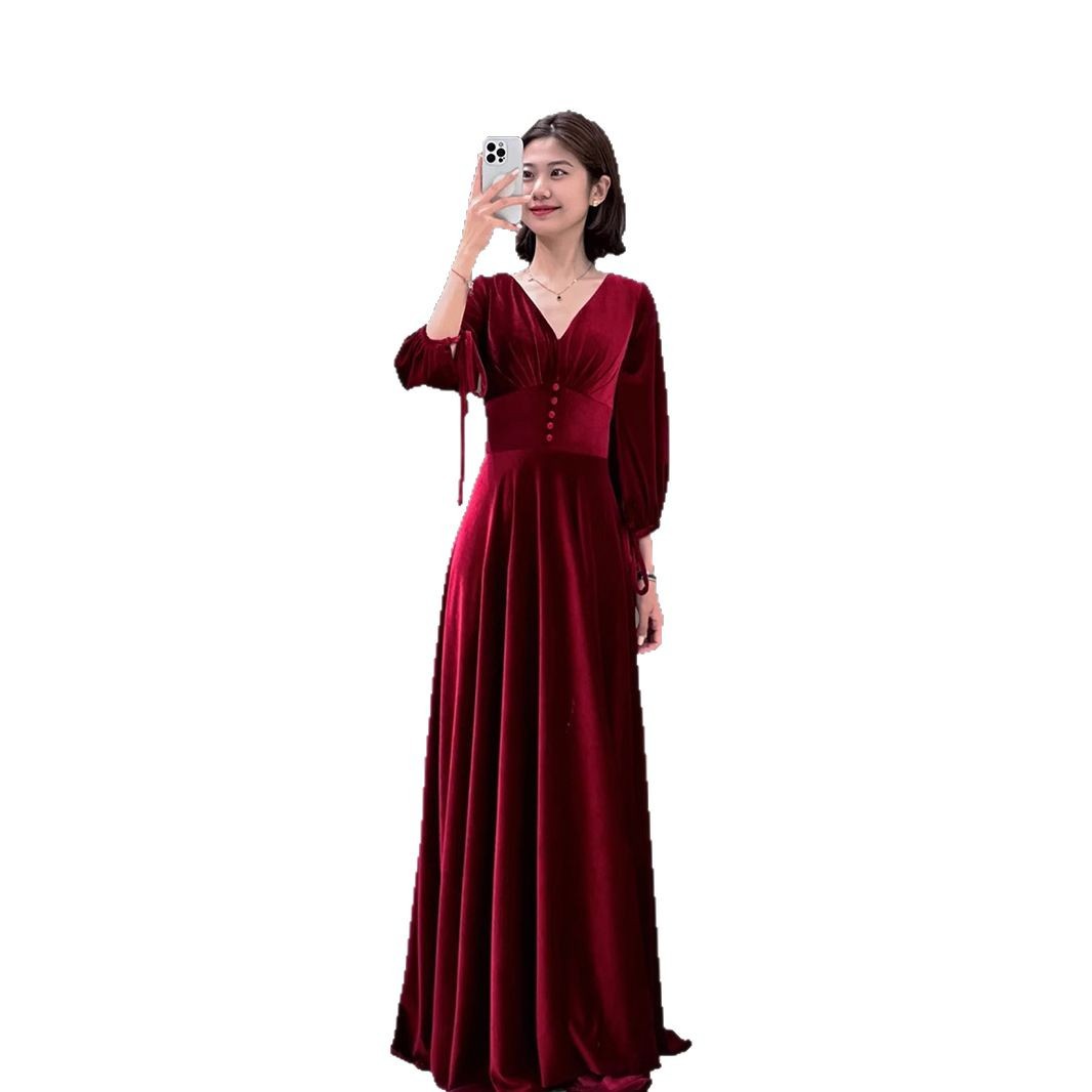 Vino de banquete de alto nivel rojo vestido de cuello en v vestido de brindis de novia de manga larga grande vestido de adelgazamiento diario