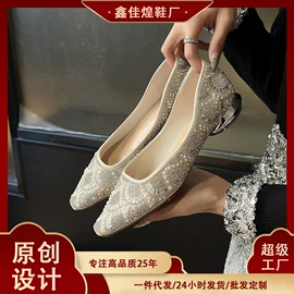 女式时装单鞋;女式皮靴;高跟凉鞋