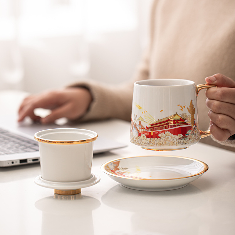 故宫文创高档鎏金珐琅彩杯子陶瓷水杯家用泡茶杯茶水分离礼品鎏金