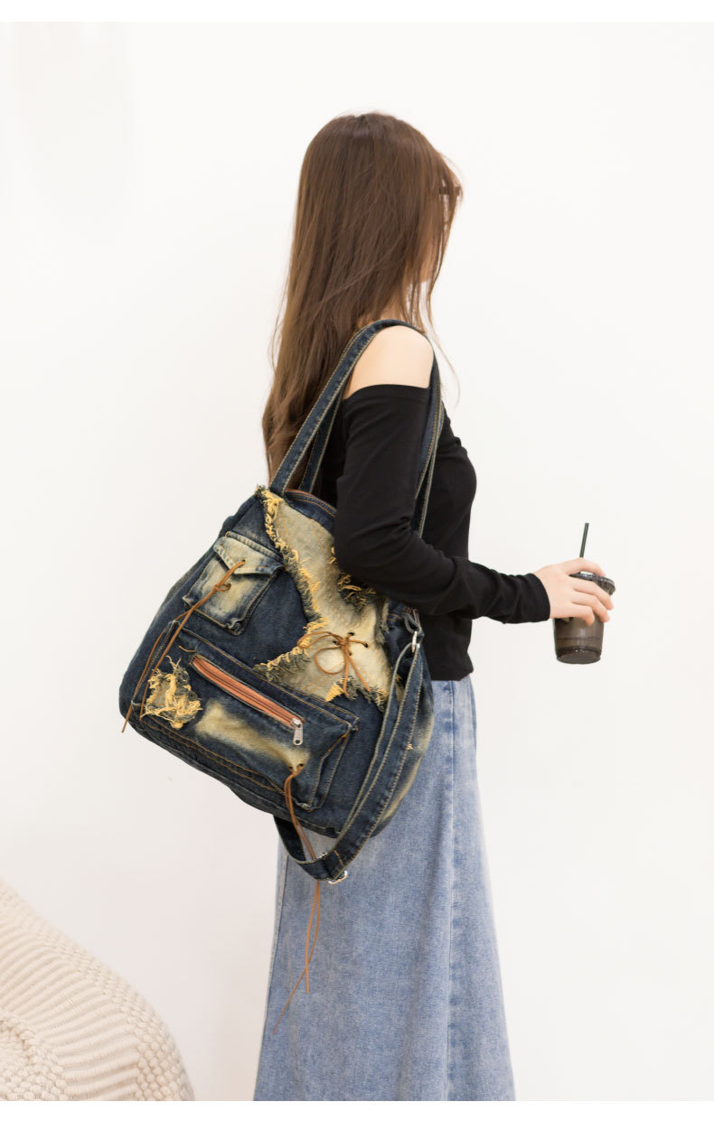 Women's Large Denim Solid Color Vintage Style Streetwear Zipper Crossbody Bag display picture 5