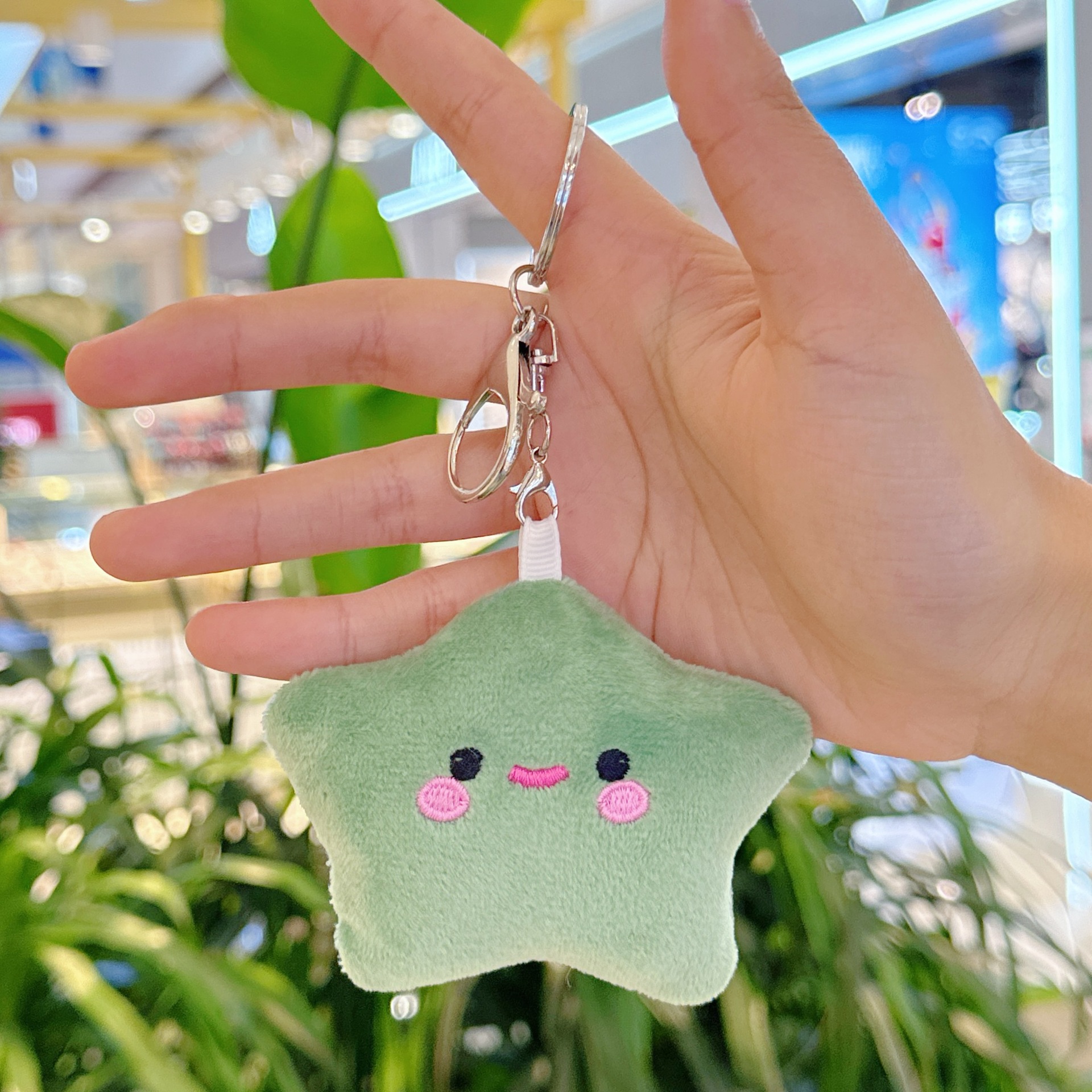 Creativa pequeña estrella llavero de peluche estrella mochila muñeca colgante muñeca juguete al por mayor