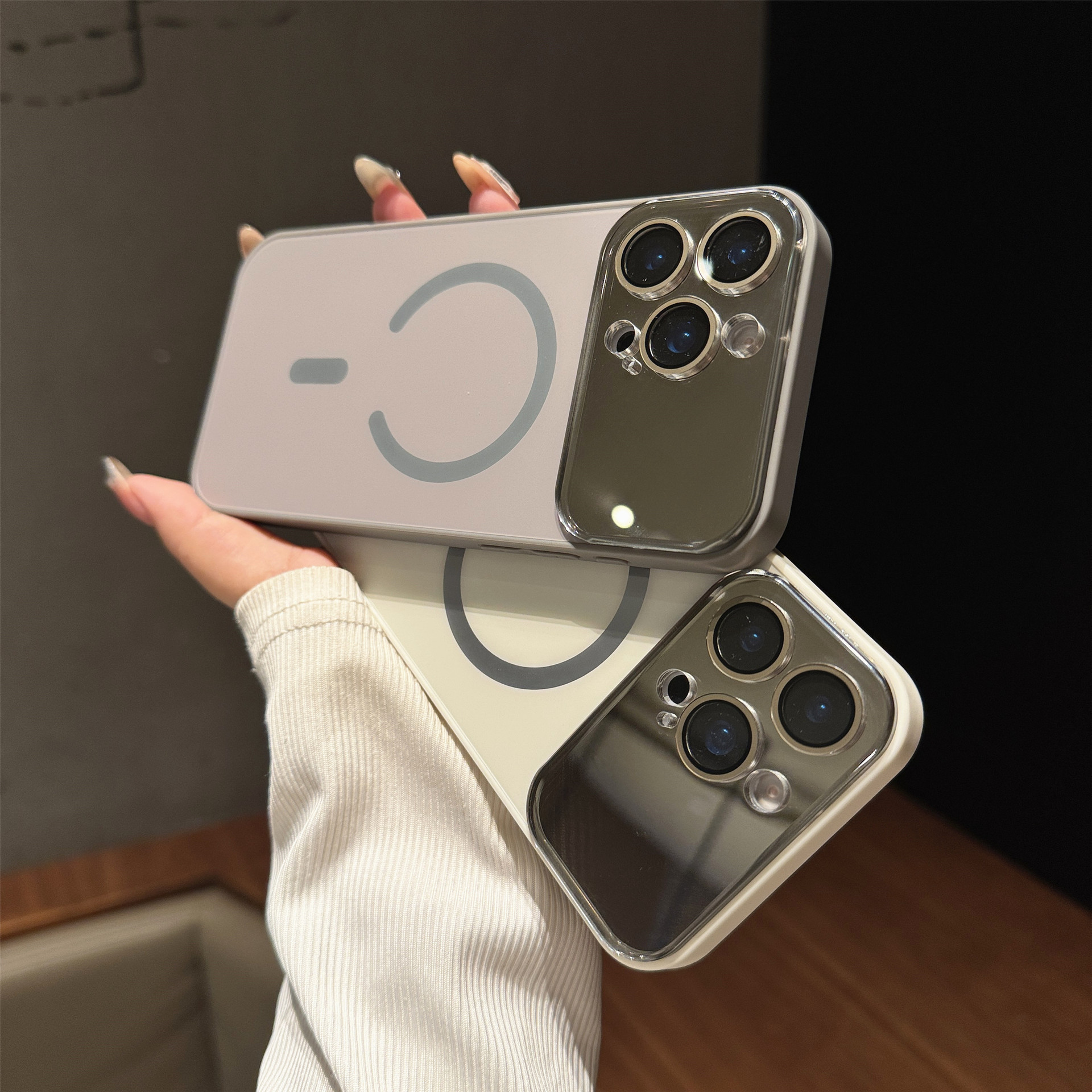 适用iPhone17Ppromax大视窗磨砂磁吸手机壳苹果16镜头膜15防摔PC