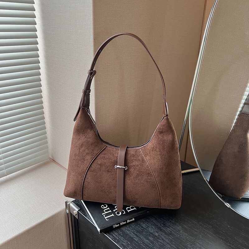 French-Style Niche Trendy Crossbody Bag 2025 New Fashion Versatile Women's Bag High-End Suede Large-Capacity Shoulder Bag French-Style Niche Trendy Crossbody Bag 2025 New Fashion Versatile Women's Bag High-End Suede Large-Capacity Shoulder Bag