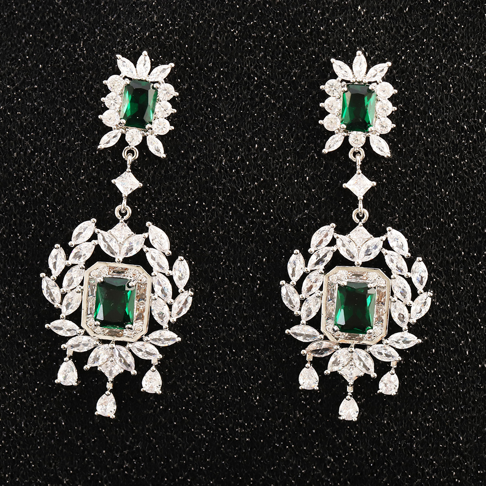 fashionable classic retro elegant elite earrings