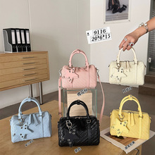 ܛƤ�ֹ��������ճ�ͨ�ں��s�����С���OӋ��ͨ�ڰ�����Ů���F؛