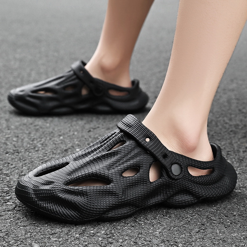 Pantuflas zapatos con agujeros en el exterior de verano Sandalias de playa al aire libre para hombres Sandalias al aire libre para hombres nuevos