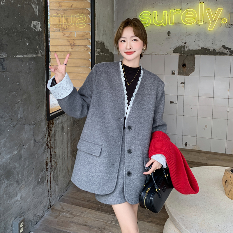 고급 레이스 리본 세트 다운 재킷 세트 여성 서양식 화이트 덕 다운 라이너 세트 스커트 투피스 세트