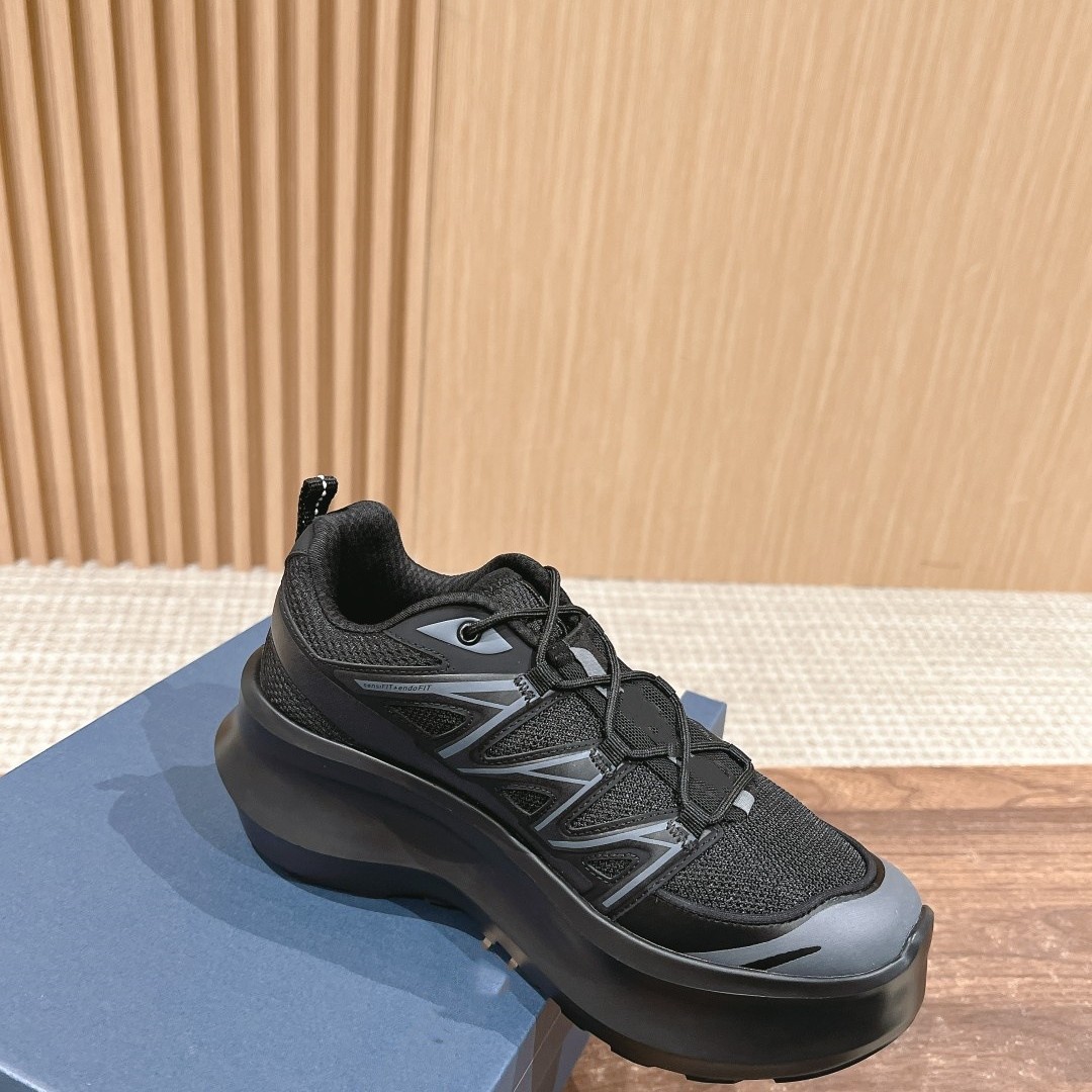Fashionable universal casual breathable sneakers platform with…