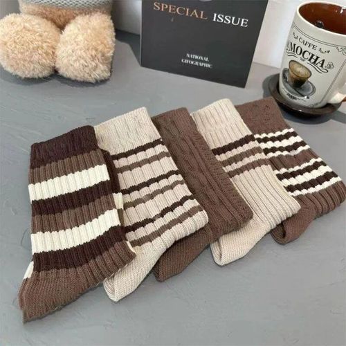 Women's mid-calf ins socks, trendy, versatile, high-looking, forest-style autumn and winter Japanese-style thick striped sports socks