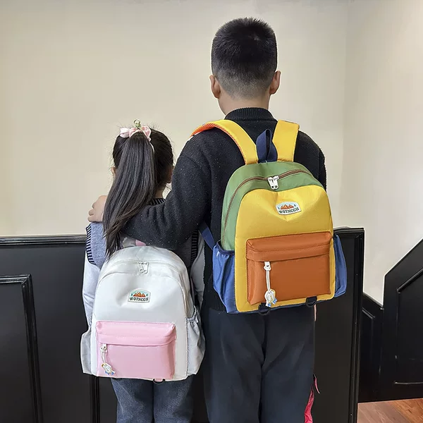 Kindergarten School Bag Cartoon Color-Blocking Outdoor Sports Backpack for Boys and Girls Lightweight Travel Backpack Primary School Student School Bag