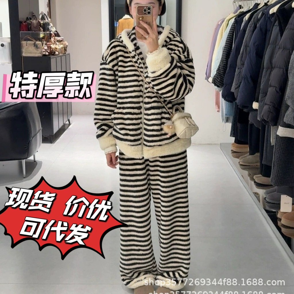 Пижама в полоску с капюшоном женский зимний 2024 новый бархатный толстый коралловый бархат