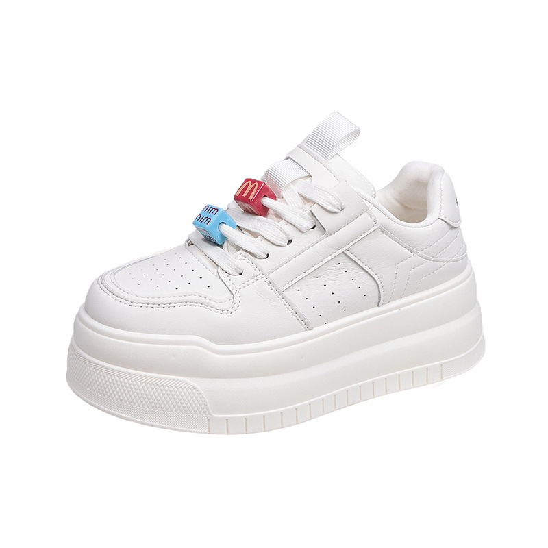 2025 primavera nueva altura de suela gruesa pequeña zapatos blancos muffin zapatos muffin 5cm zapatos de skate casuales versátiles
