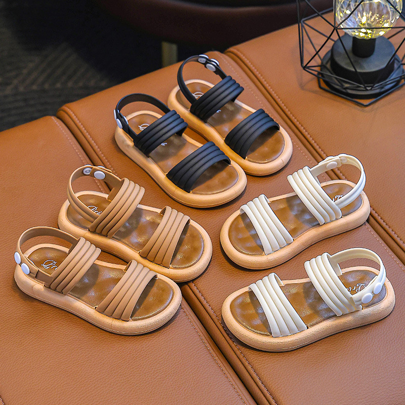 Niños sandalias de niñas de verano nuevo estilo de moda princesa coreana estudiantes lindas sandalias de aire exterior versátiles