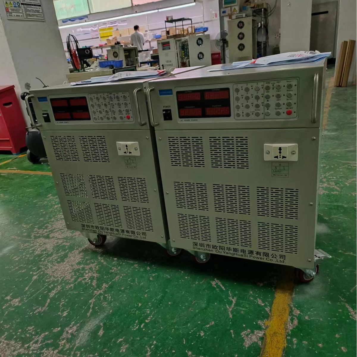 ŷ����˹10KVA�̿ر�Ƶ��Դ�����ɶ�������2̨��RS232ͨѶ����