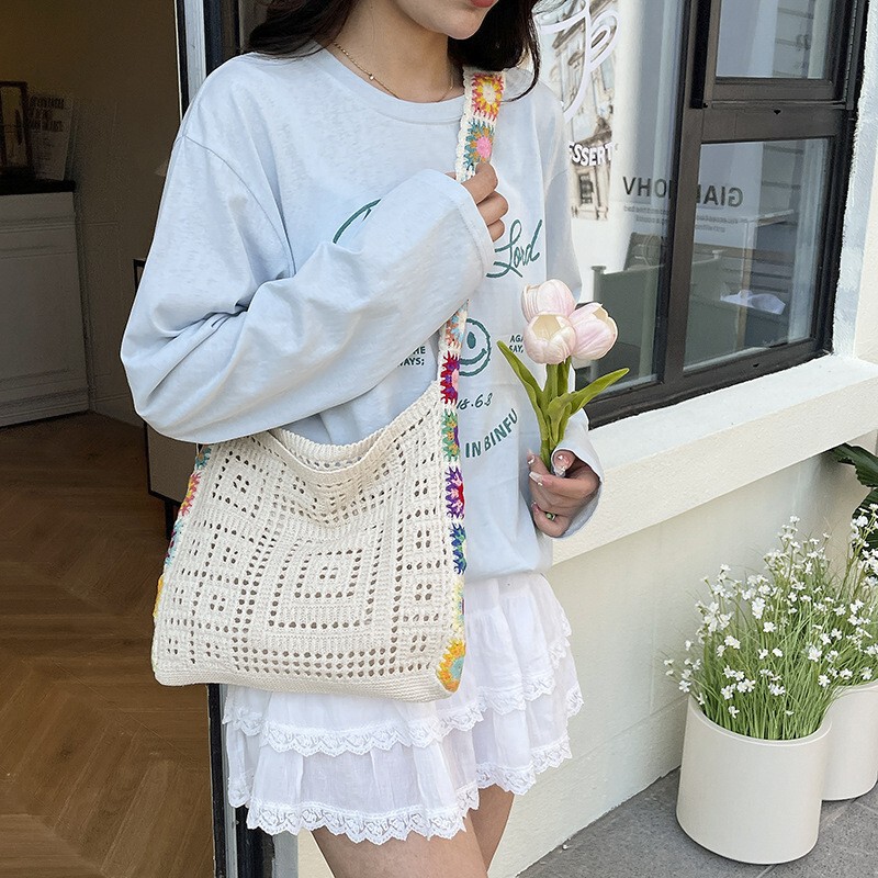 Korean Hollow-Out Floral Knitted Bag, Vintage Hand-Crocheted Bag, Crossbody Shoulder Bag, Bohemian Style Women's Bag