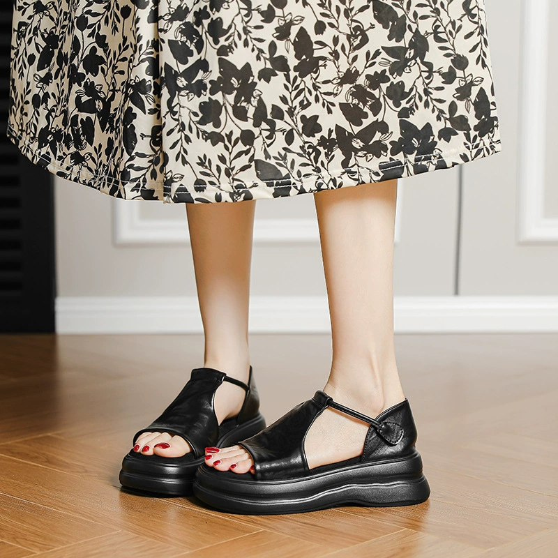В наличии ретро повседневные сандалии на платформе с открытым носком для женщин, модные летние новые универсальные маленькие римские туфли-шлепанцы.