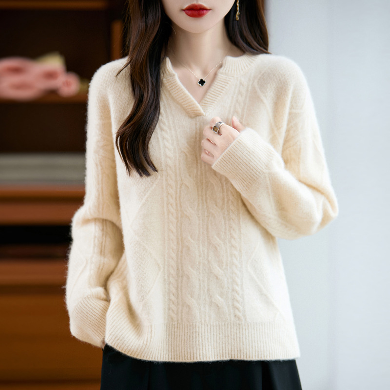 纯羊毛2025秋冬新女宽松v领套头加厚复古扭花打底针织衫外穿毛衣|undefined
