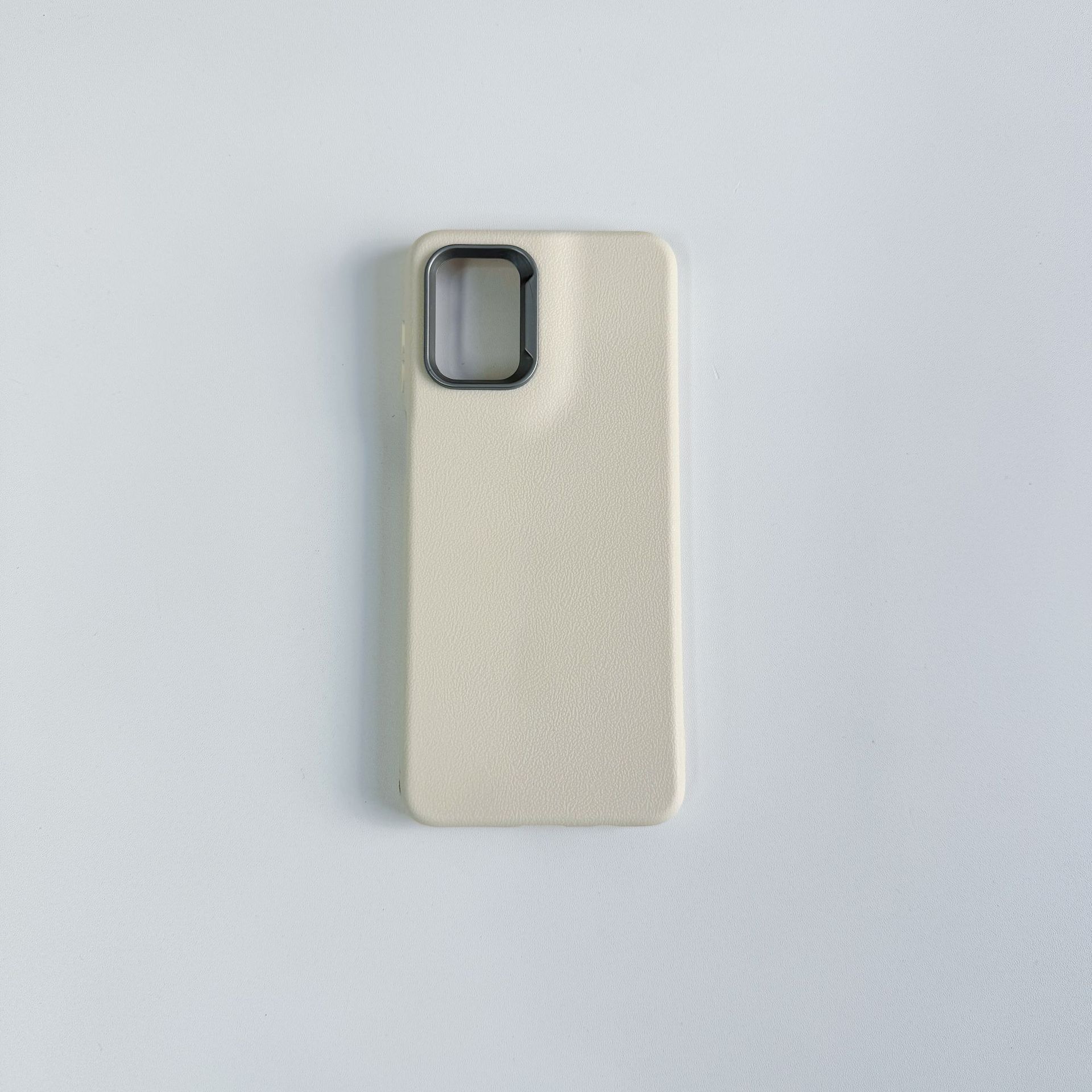 Funda de teléfono de TPU con textura de cuero liso, adecuada para Motorola G55, funda de teléfono suave con orificio grande para comercio exterior europeo y americano, antihuellas.