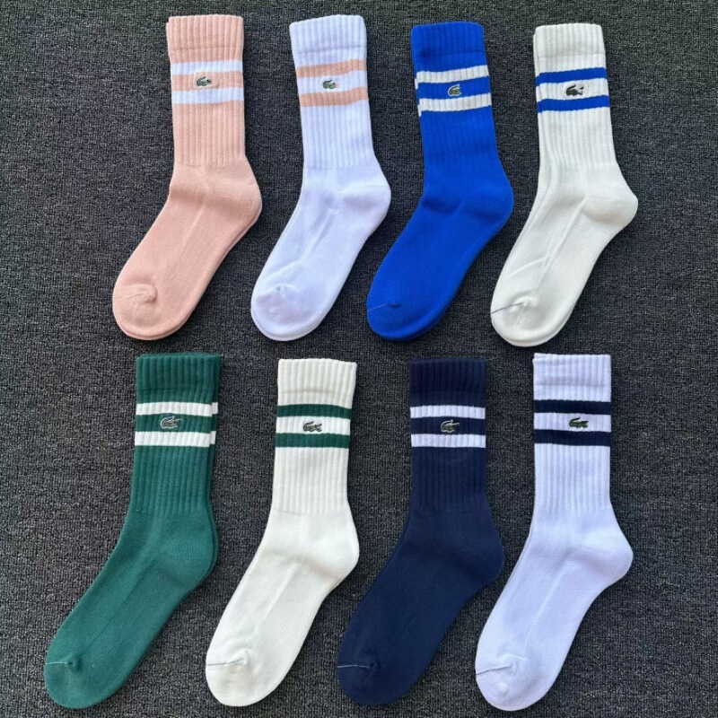 New towel-soled embroidered crocodile outdoor sports running training socks, Lacoste two-pair pack basketball socks wholesale New towel-soled embroidered crocodile outdoor sports running training socks, Lacoste two-pair pack basketball socks wholesale