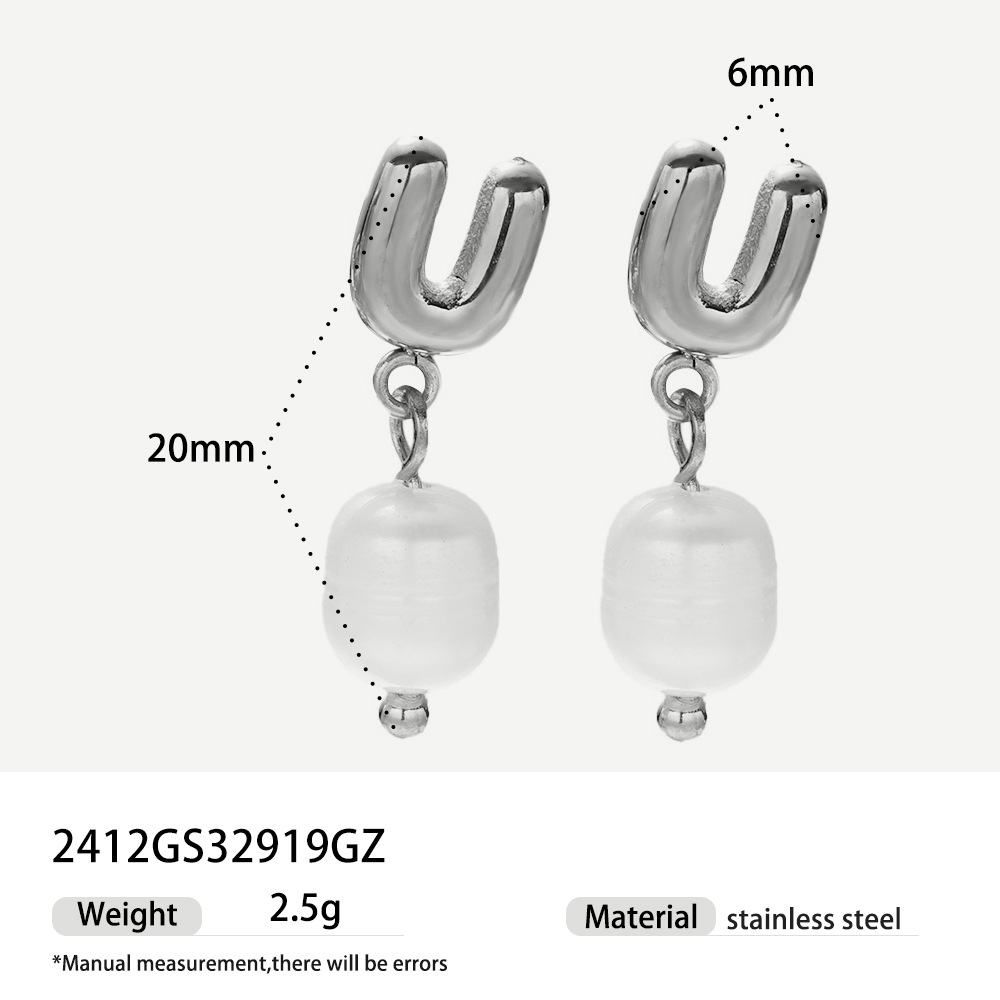 Alta europa y americana de acero inoxidable pendientes de perlas de alta calidad nicho simple joyería de acero de titanio letras pendientes de oro y plata mujeres