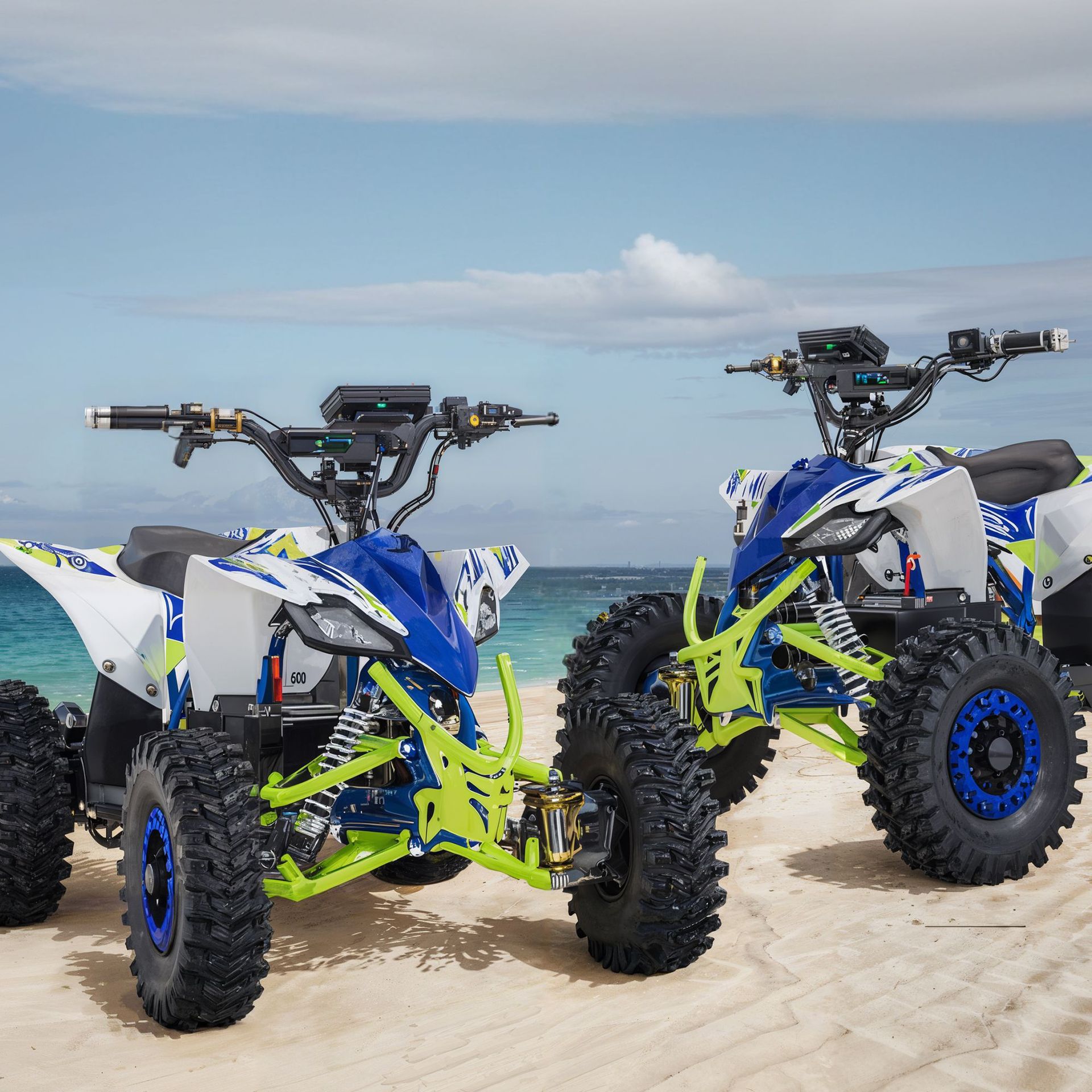 Los niños de playa go-kart adultos pueden hacer motocicletas de cuatro ruedas motocicletas todo terreno barrancos motocicletas todo terreno