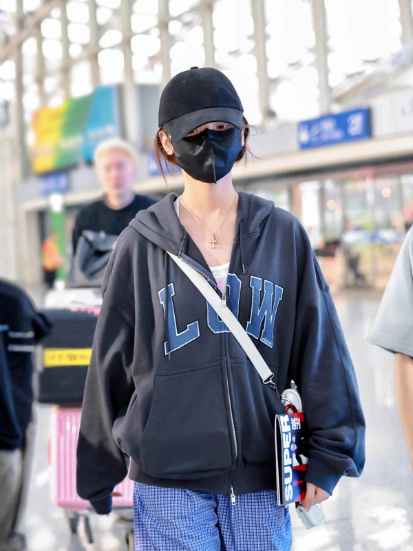 韩国小众2025早秋新款字母印花休闲宽松连帽开衫卫衣女上衣|undefined