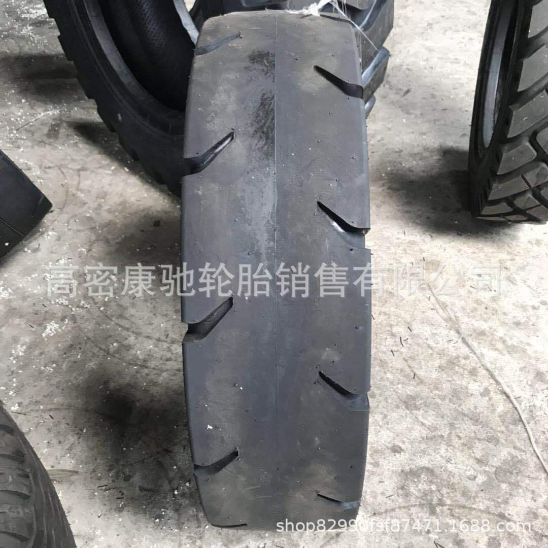 鲁飞铲运机轮胎 1000-20 矿用光面轮胎 10.00-20