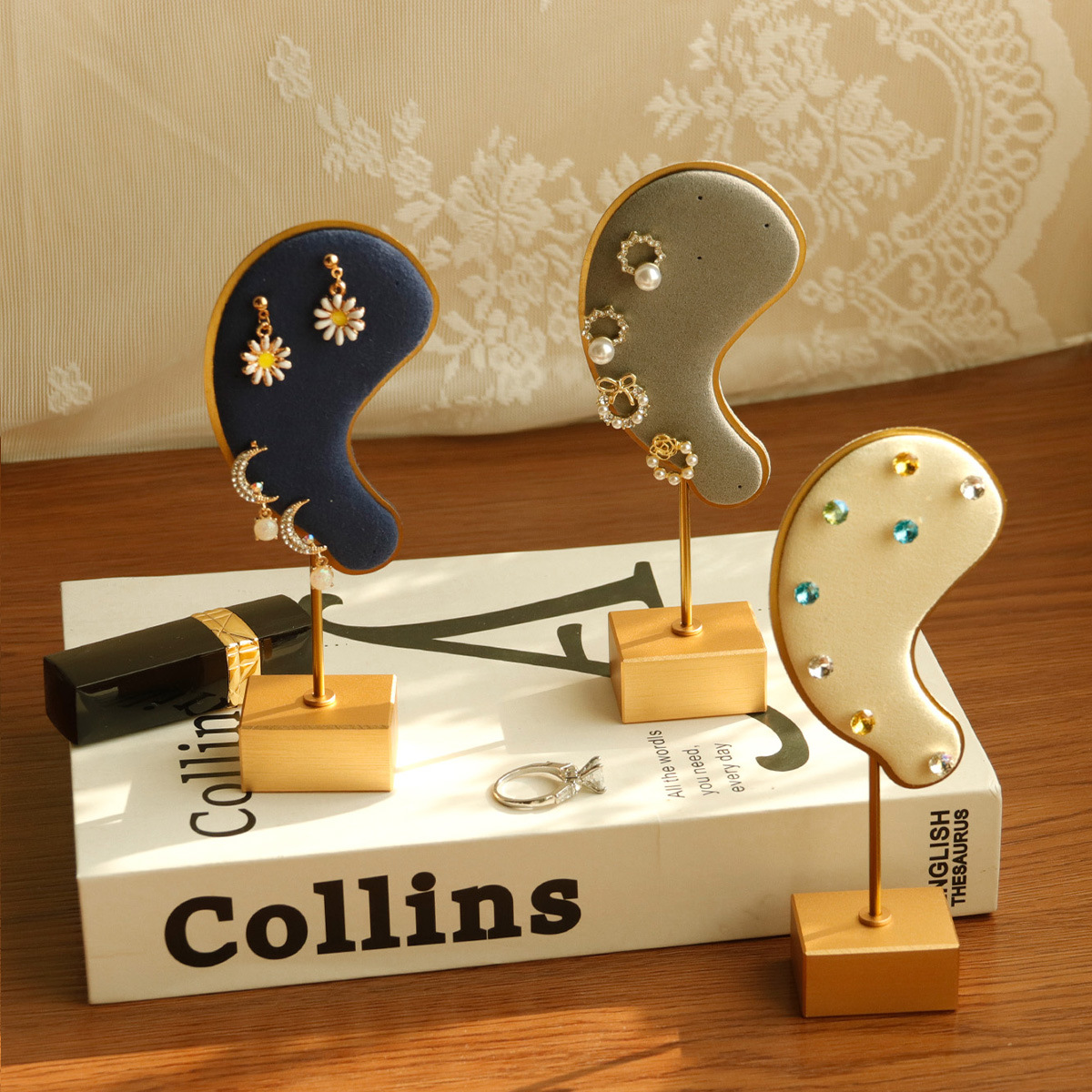 �¿�˴���������ӽ����Ͻ��������չʾ������Ʒ���ɳ��е���