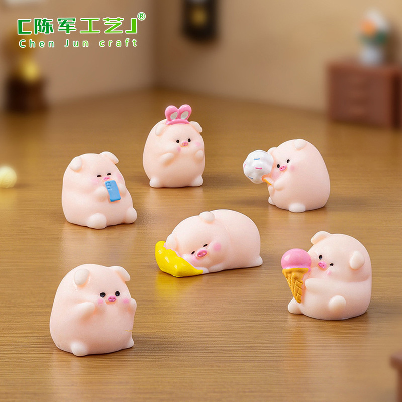 Micro landscape creative cute pig doll blind box resin crafts decoration accessories car desktop small ornaments