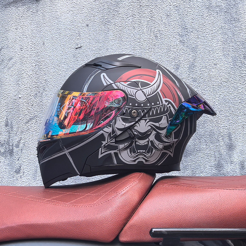 해적 + 심포니 레드 + 컬러풀 테일