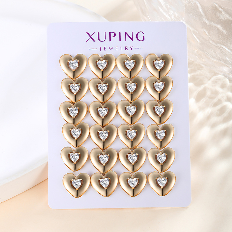 Xuping coreano simple delicado pequeño amor orejetas de cobre aleación de silicio de silicio piedra temperamento corazón pendientes de orejetas para mujeres