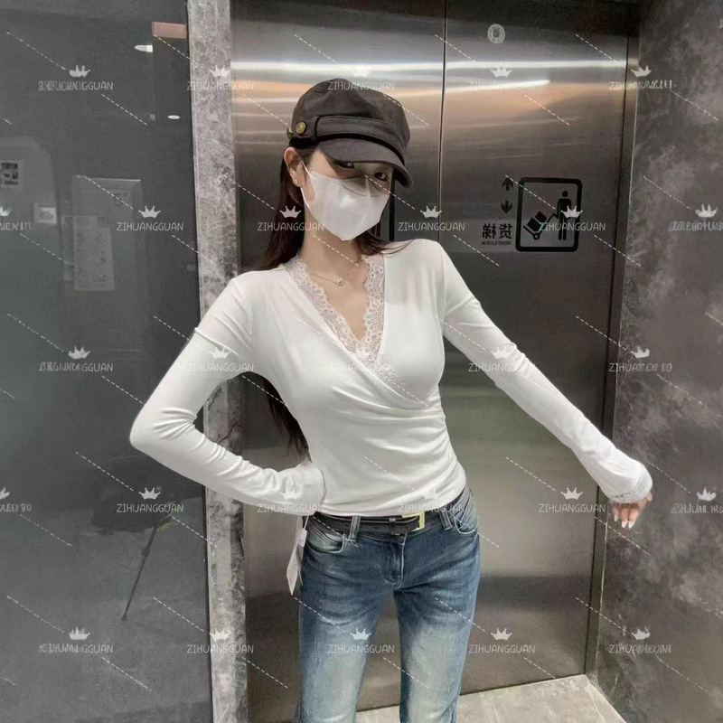 Pure Desire Cross V-Neck T-Shirt for Women 2025 New Lace Base Shirt Long Sleeve Early Autumn Light Mature Slim Fit Stunning Top