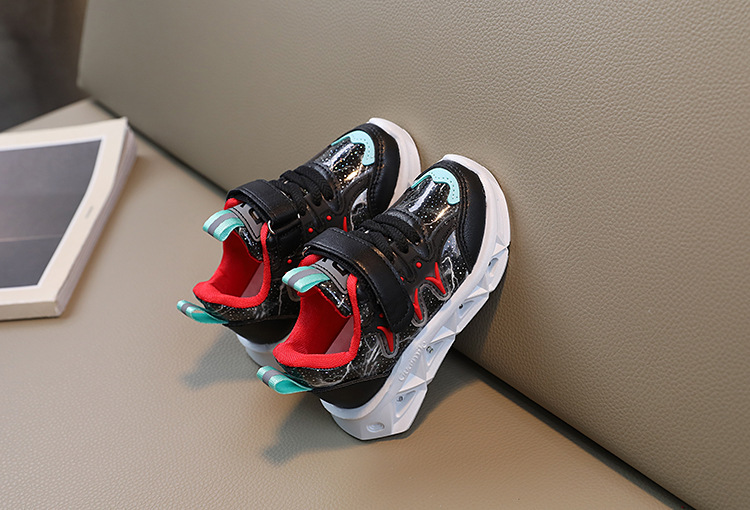 Lighting Luminous Casual Sneakers Boys and Girls Lighting Casual Shoes Medium Children's Leather Soft Sole Running Shoes_voghion.com
